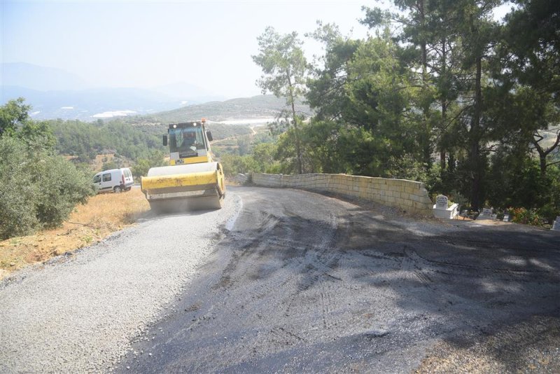 Asfalt çalışmaları keşefli ve uğrak mahallesi’nde sürüyor