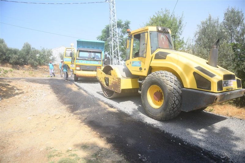 Asfalt çalışmaları keşefli ve uğrak mahallesi’nde sürüyor