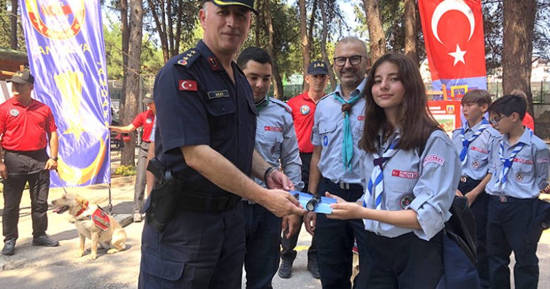 Büyükşehir Izcilerinden Jandarma Komutanlığı’na Ziyaret