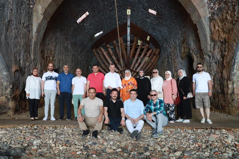 Gaziosmanpaşa belediye başkanı usta ve yönetimi’nden alanya’ya ziyaret