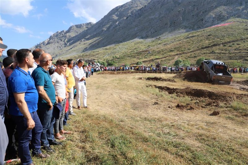 Gökbel yağlı pehlivan güreşleri için gerim sayım başladı