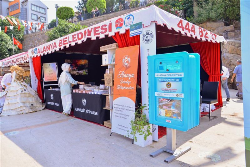 Kitaplarımızı paylaşıyoruz projesine start verildi