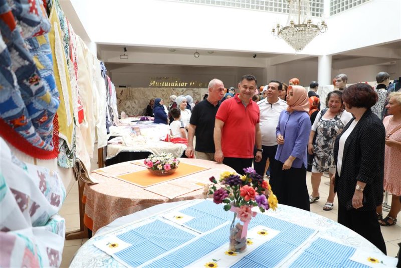 Okurcalar ve avsallar’da el sanatları sergisi açıldı