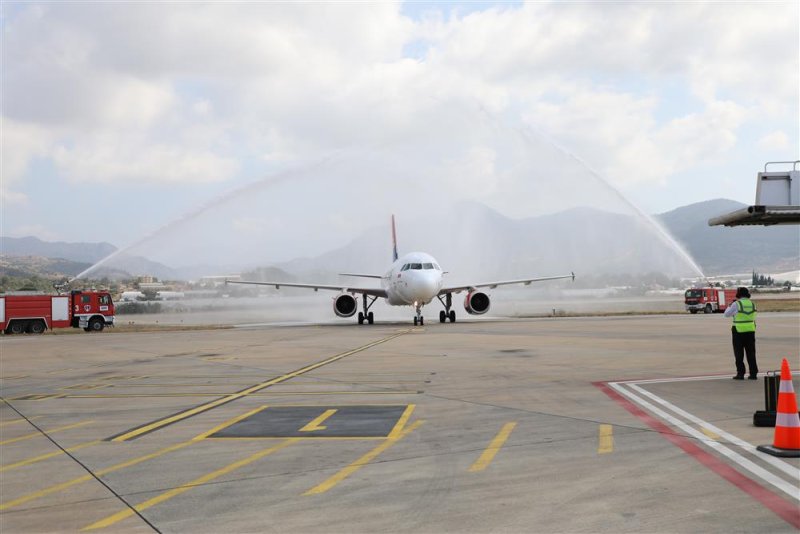 Sırbistan’ı alanya’ya bağlayan seferler resmen başladı