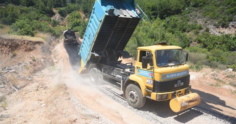 Alanya belediyesi dört koldan kesintisiz ve kaliteli ulaşım için çalışıyor