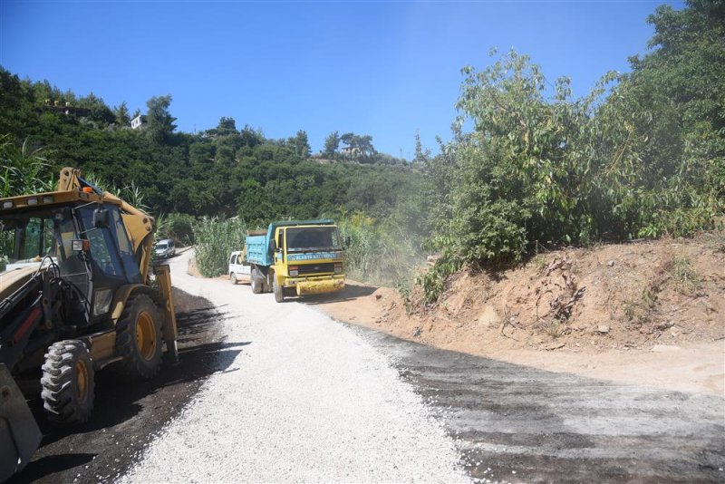 Alanya belediyesi dört koldan kesintisiz ve kaliteli ulaşım için çalışıyor