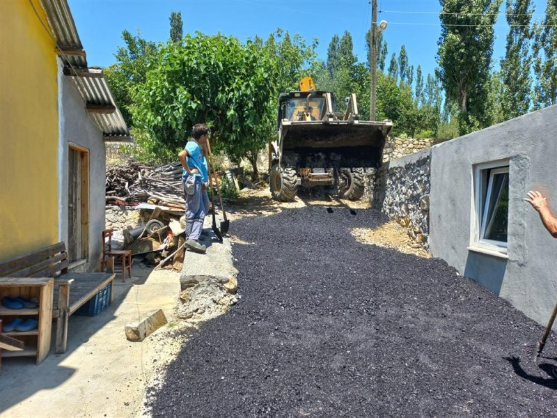 Alanya belediyesi ekipleri harıl harıl kesintisiz ve kaliteli ulaşım için çalışıyor