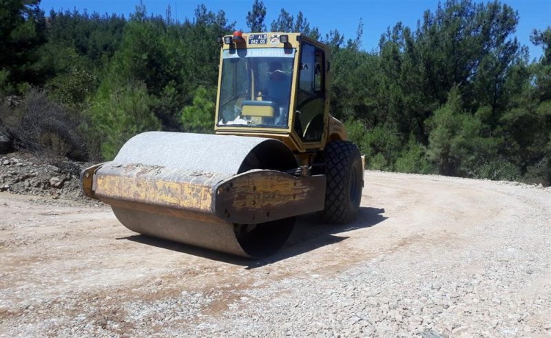 Alanya belediyesi ekipleri harıl harıl kesintisiz ve kaliteli ulaşım için çalışıyor