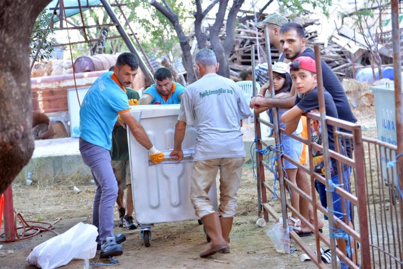 Alanya belediyesi kurban bayramında 3 bin 404 ton atık topladı 377 ton ambalaj atığı toplandı