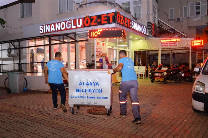 Alanya belediyesi kurban bayramında 3 bin 404 ton atık topladı 377 ton ambalaj atığı toplandı