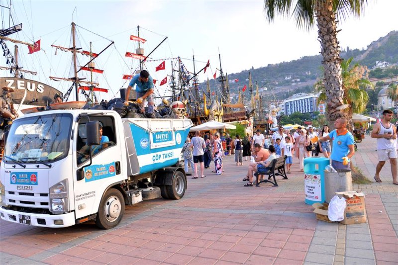 Alanya belediyesi kurban bayramında 3 bin 404 ton atık topladı 377 ton ambalaj atığı toplandı