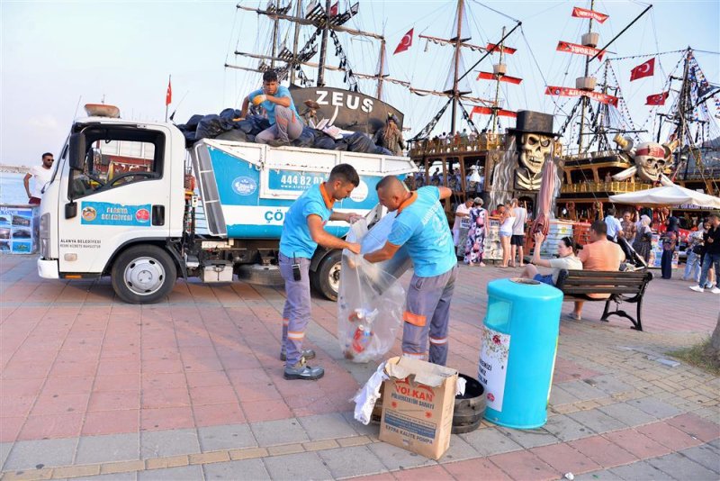 Alanya belediyesi kurban bayramında 3 bin 404 ton atık topladı 377 ton ambalaj atığı toplandı