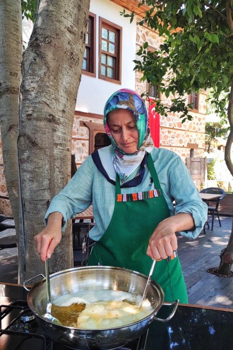 Alanya mutfak kültür evi yerli ve yabancı misafirlerin akınına uğruyor