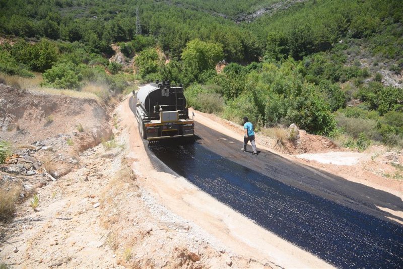 Başkan yücel 60 yıllık çileyi bitirdi