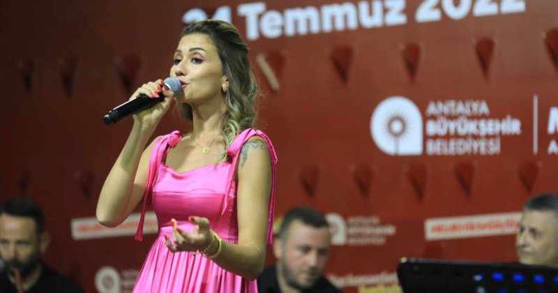 Büyükşehir Belediyesi’nin Yaz Konserleri Sürüyor