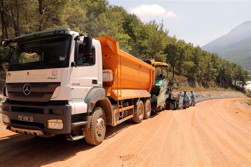 Dimçayı yolu sıcak asfaltla konforlu hale geliyor