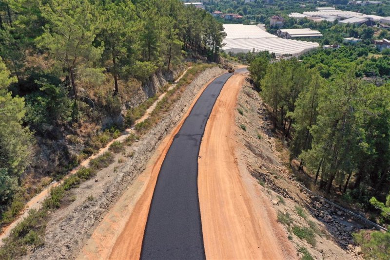 Dimçayı yolu sıcak asfaltla konforlu hale geliyor