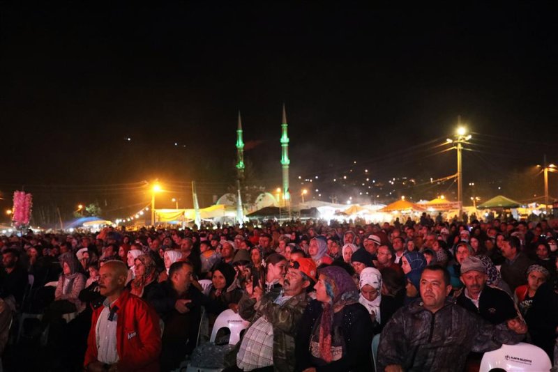 Gökbel güreşleri muhteşem konserlerle başladı