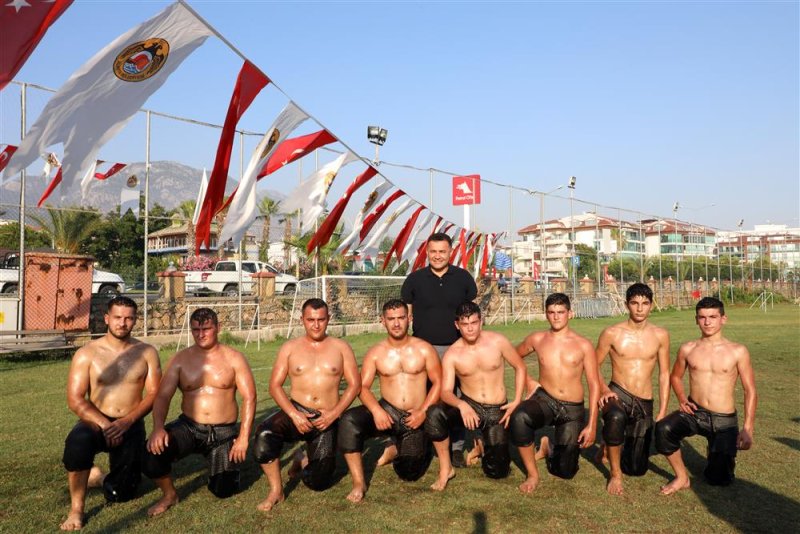 Gökbel güreşleri öncesi pehlivanları alanya’da antrenman yaptı