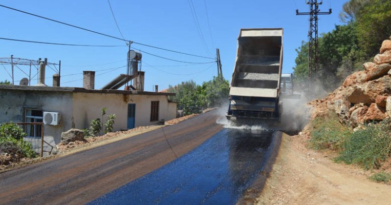 Gündoğmuş Güneycik Yolu Sathi Asfaltla Kaplanıyor