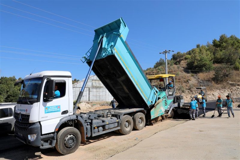 Ketenlik sıcak asfaltla buluşuyor