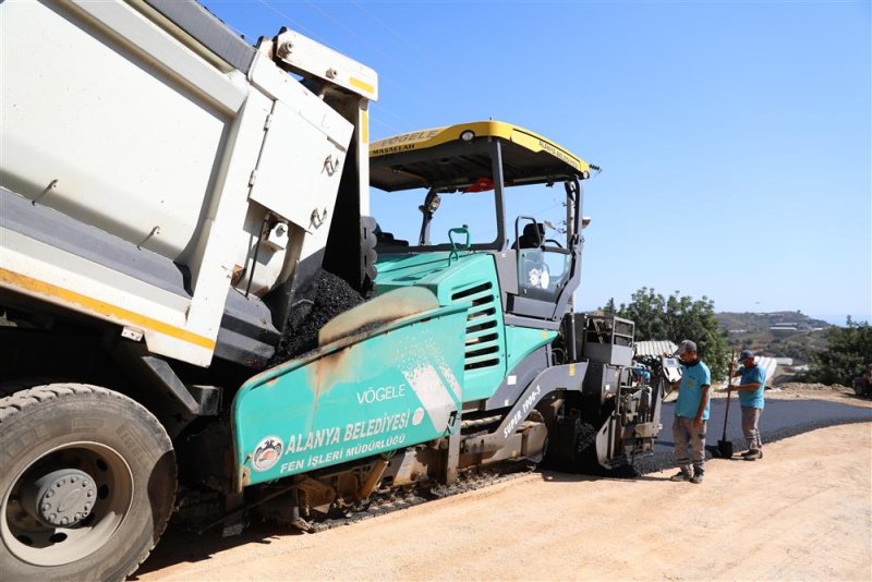 Ketenlik yolu sıcak asfaltla buluştu