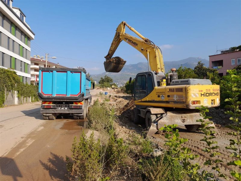 Alanya belediyesi alt yapı çalışmalarını sürdürüyor