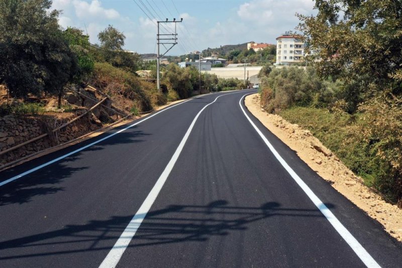 Alanya belediyesi asfalt çalışmalarını sürdürüyor