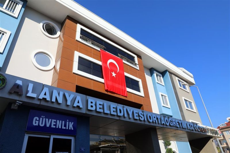 Alanya belediyesi oba kız öğrenci yurdu’nda kayıtlar başlıyor