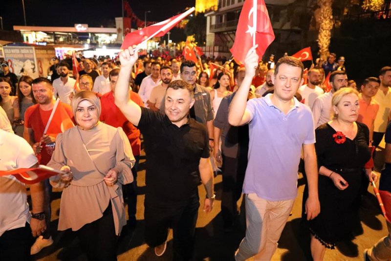 Büyük zaferin 100. yılı coşkuyla kutlandı