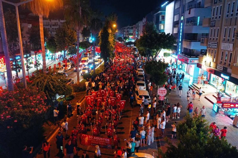 Büyük zaferin 100. yılı coşkuyla kutlandı