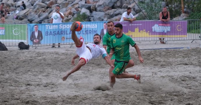 Kumda şampiyon alanya belediyespor