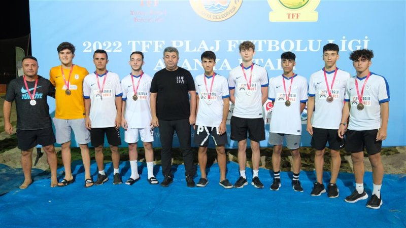 Kumda şampiyon alanya belediyespor