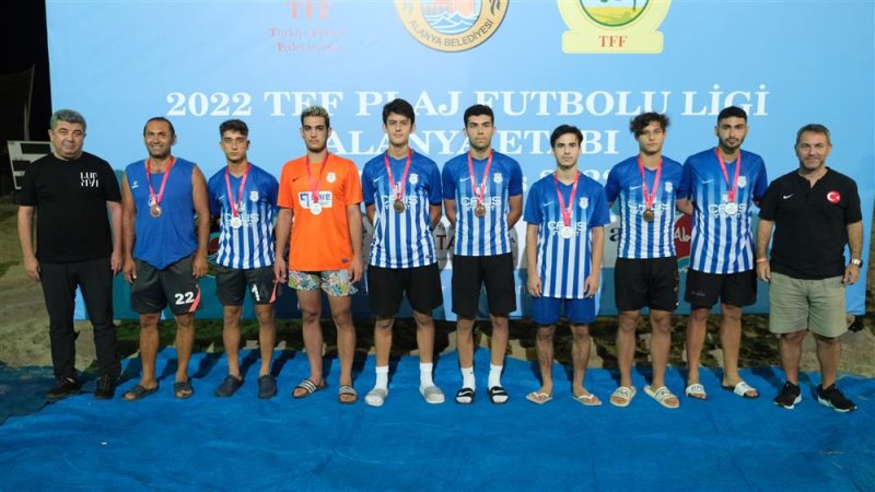 Kumda şampiyon alanya belediyespor