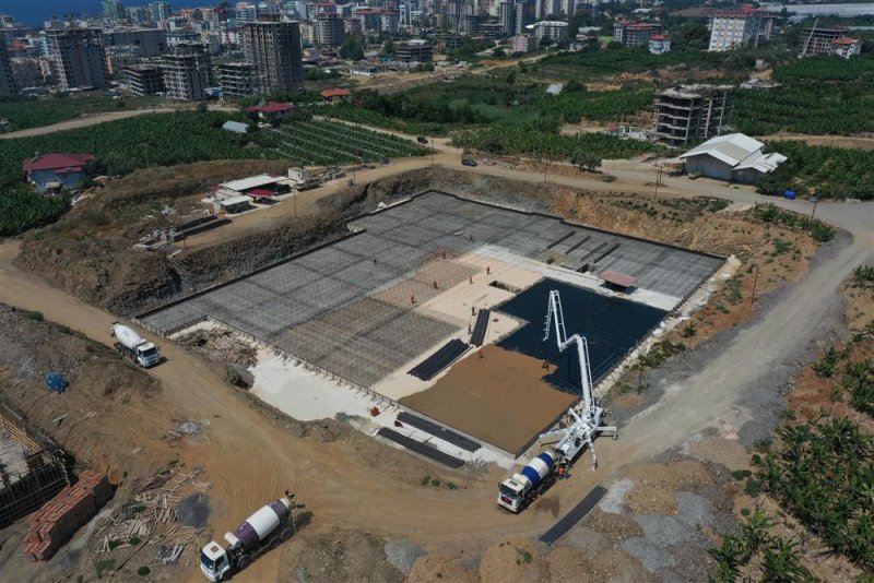 Mahmutlar kültür merkezi’nde ilk beton döküldü
