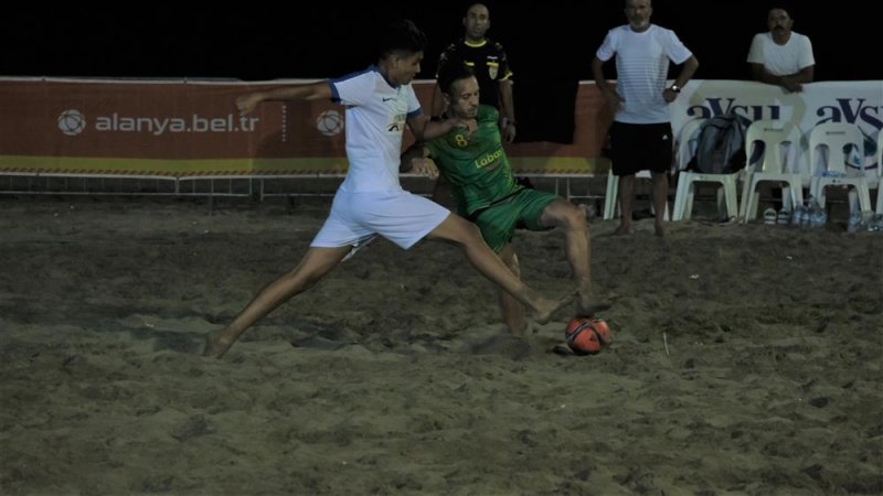 Türkiye bölgesel plaj futbolu ligi alanya etabı başladı