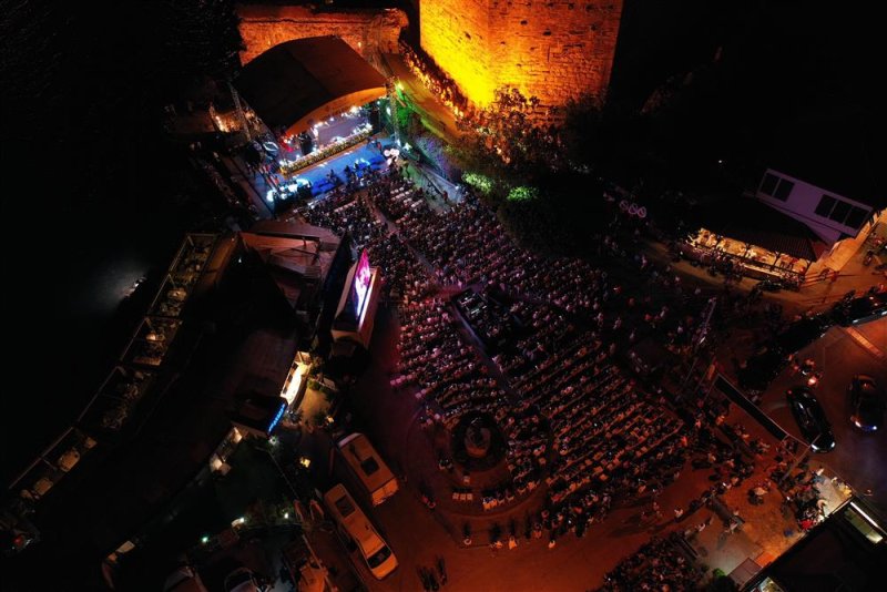 17. alanya uluslararası caz festivali muhteşem performanslarla başladı