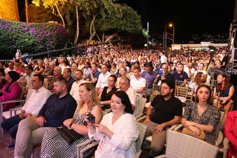 17. alanya uluslararası caz festivali muhteşem performanslarla başladı