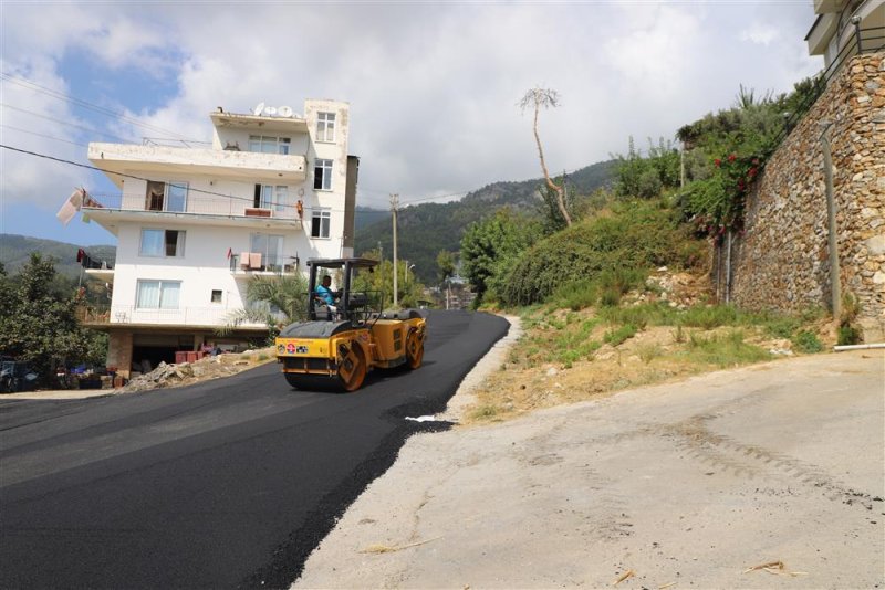 Alanya belediyesi’nden bir önemli hizmet daha - bektaş grup yolu asfaltlanıyor