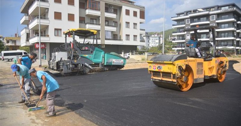 Alanya belediyesi'nin asfalt çalışmaları sürüyor