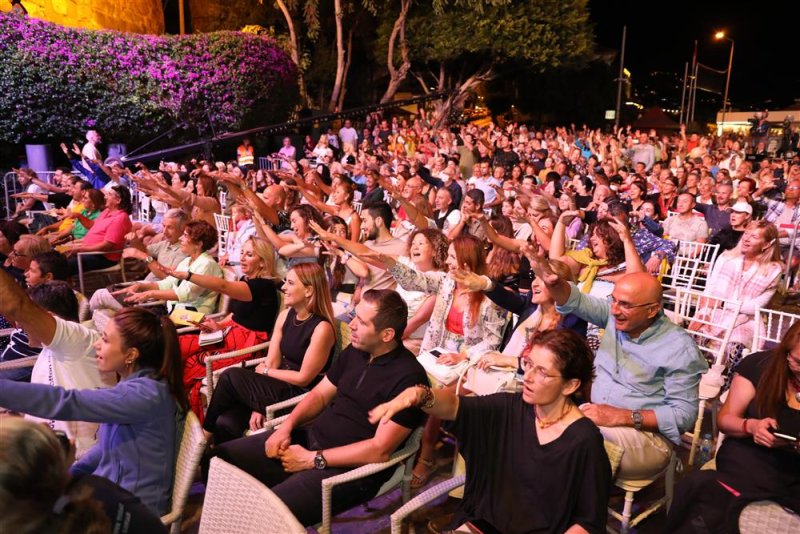 Alanya uluslararası caz festivali’nde ikinci gün rüzgarı