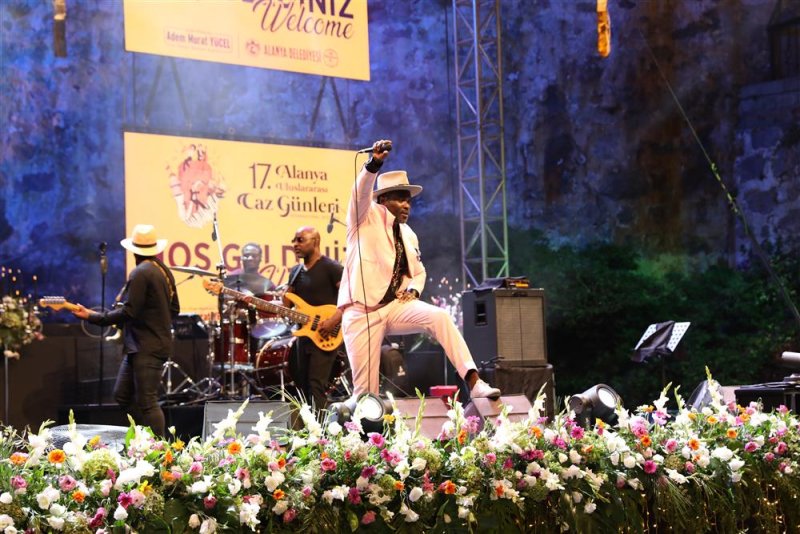 Alanya uluslararası caz festivali’nde ikinci gün rüzgarı