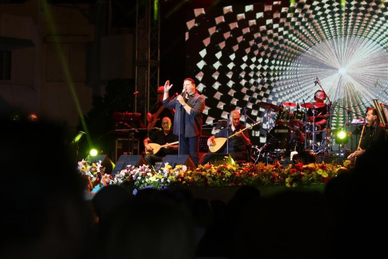 Avsallar mahallesi’nde kubat rüzgarı alanya beelediyesi’nin yaz konserleri sürüyor