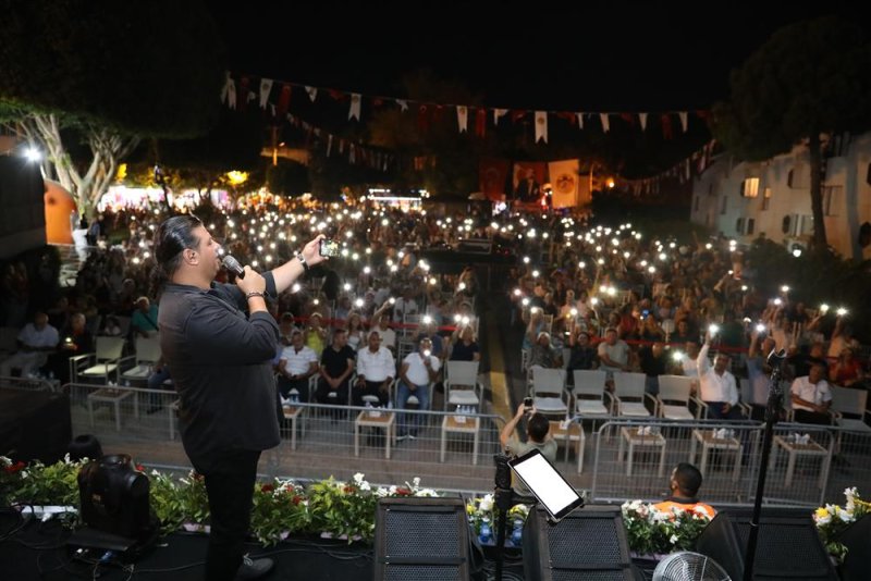 Avsallar mahallesi’nde kubat rüzgarı alanya beelediyesi’nin yaz konserleri sürüyor