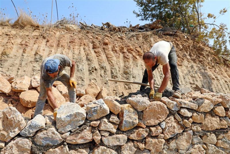 Oba’dan çıplaklı’ya yeni bölünmüş yol