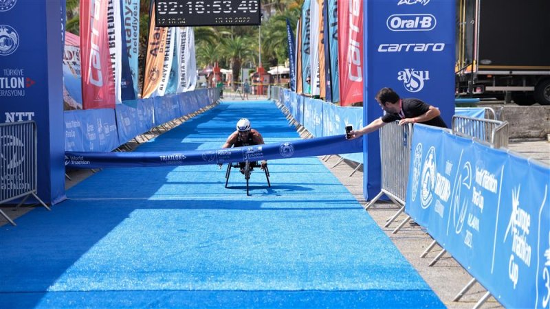 31. alanya trıatlonu büyük coşkuyla başladı