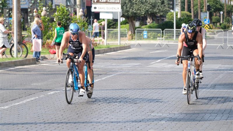 31. alanya trıatlonu büyük coşkuyla başladı