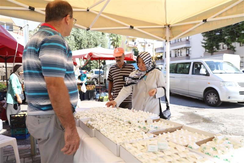 Alanya belediyesi kandil geleneğini sürdürdü