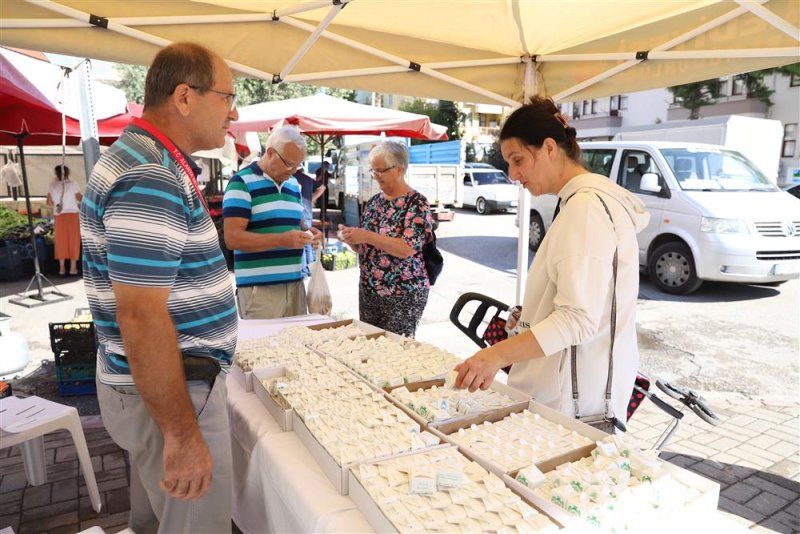 Alanya belediyesi kandil geleneğini sürdürdü