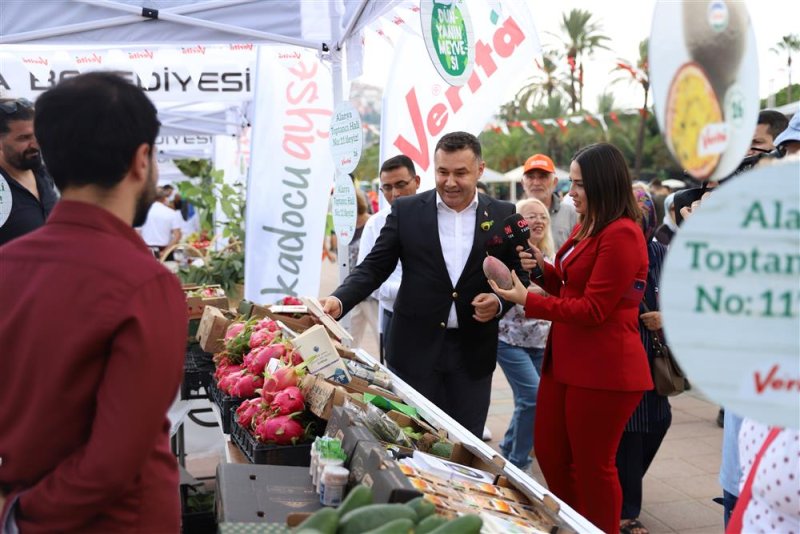 Alanya tropikal meyve festivali kapılarını açtı